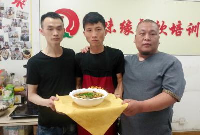一般成都冒菜培訓(xùn)學(xué)校都培訓(xùn)什么內(nèi)容？