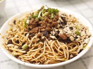 成都面食培訓：特色宜賓燃面你學到了嗎？
