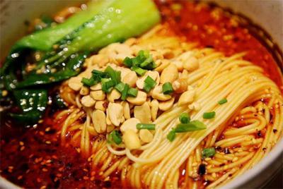重慶小面培訓(xùn)哪里靠譜？蜀味緣學(xué)員學(xué)會(huì)為止