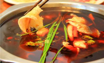 火鍋培訓(xùn)哪家專業(yè)：冷鍋魚(yú)的制作細(xì)節(jié) 粗顆粒香料配比很關(guān)鍵