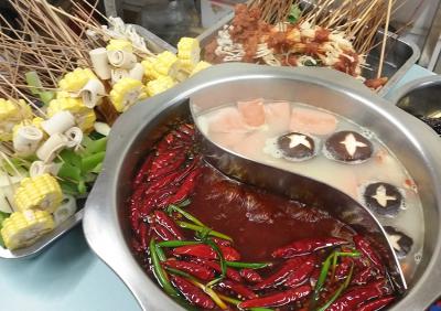 成都正宗串串香技術(shù)培訓哪家好？多種材料進行調(diào)配