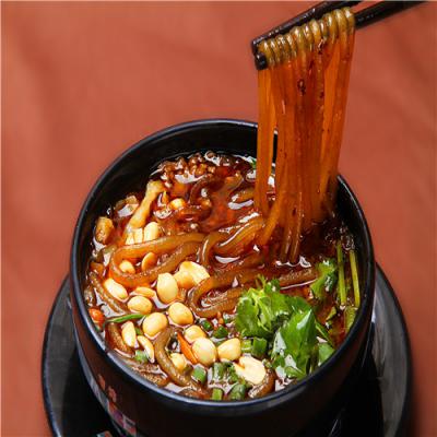 四川手工酸辣粉技術(shù)培訓(xùn)班哪里專業(yè)？專業(yè)師傅手把手指導(dǎo)