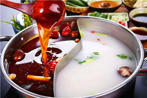 四川火鍋培訓(xùn)學(xué)校哪家味道好？各種火鍋底料炒制方法