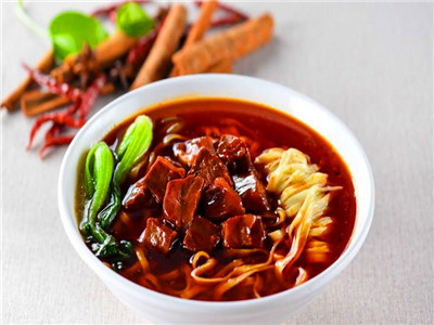 牛肉面食技術(shù)培訓(xùn)班哪家便宜？面食培訓(xùn)理論與實(shí)踐結(jié)合