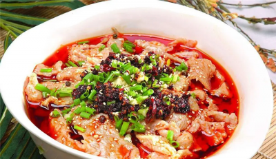 成都餐飲技術(shù)培訓(xùn)學(xué)校，川菜水煮肉片廚師技術(shù)培訓(xùn)哪家好？