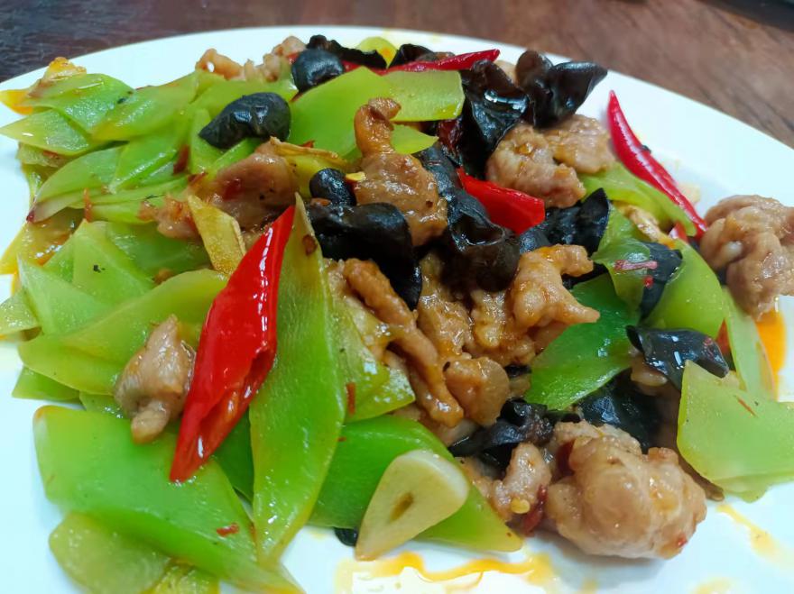 餐飲小吃技術(shù)培訓(xùn)學(xué)校哪家好？小吃培訓(xùn)機構(gòu)排名前