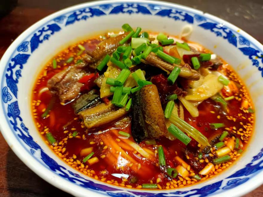 培訓美食小吃學校有哪些？成都美食小吃培訓學校班
