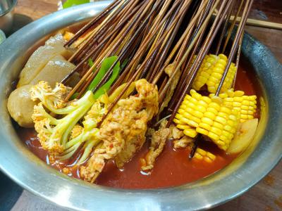 成都串串香培訓(xùn)有實體店教學(xué)？成都串串培訓(xùn)機構(gòu)