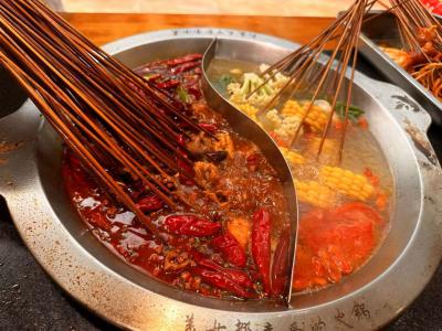 熱鹵串串技術(shù)培訓(xùn)多少錢？成都火鍋串串香培訓(xùn)