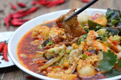 重慶學(xué)冒菜技術(shù)培訓(xùn)哪家好？冒菜技術(shù)培訓(xùn)學(xué)校