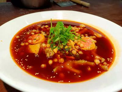 正宗冒菜技術(shù)培訓(xùn)班哪家好？西安冒菜技藝培訓(xùn)指南
