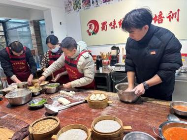 成都包子培訓(xùn)學(xué)校哪家好？蜀味緣早餐培訓(xùn)師資強課程全